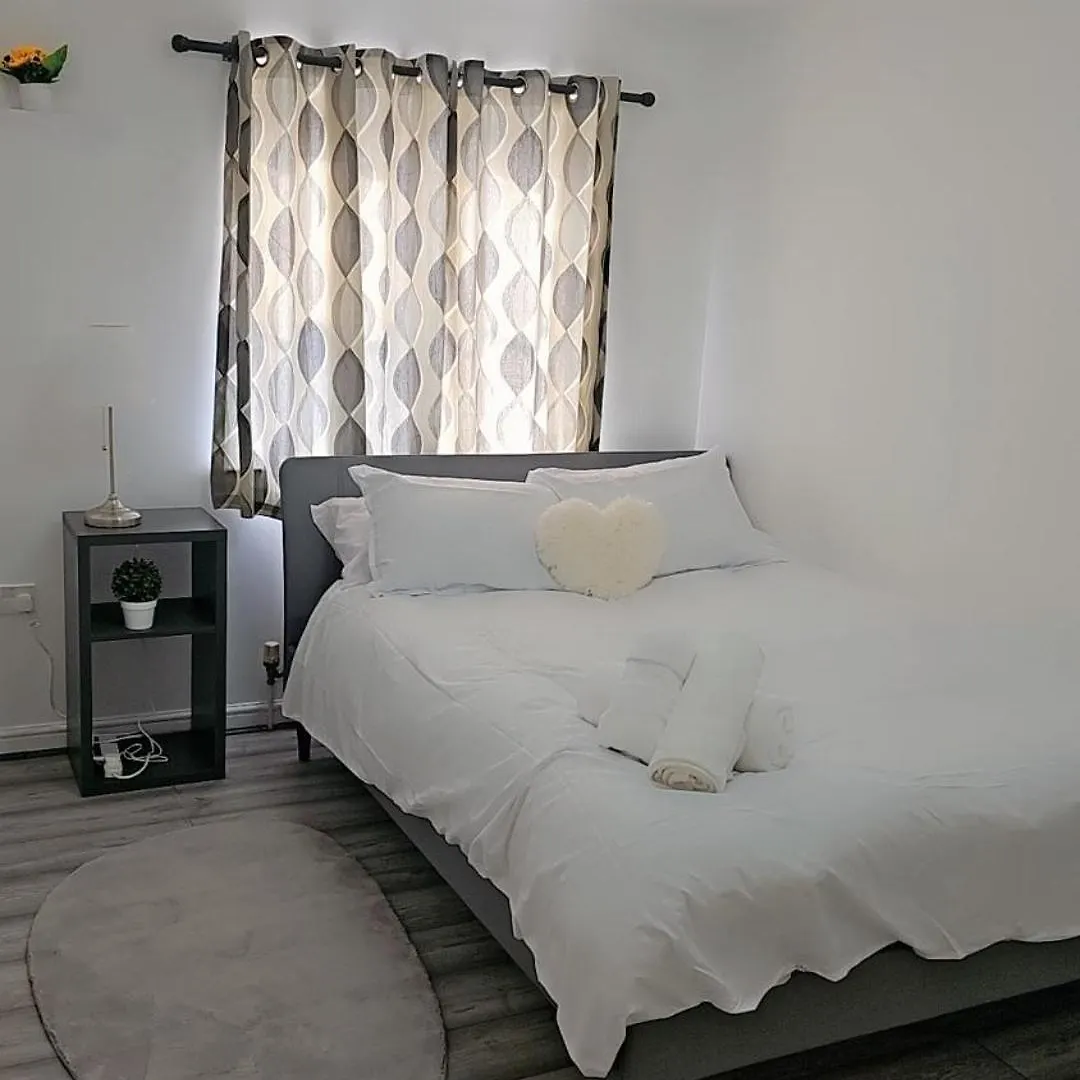 Charming 3Bed House Apartment Thamesmead  United Kingdom